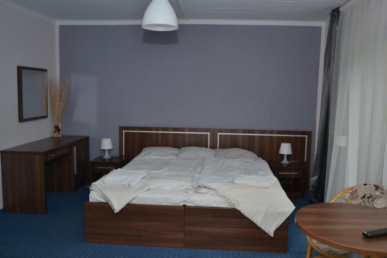 Zielone Pokoje Zielona Góra Dış mekan fotoğraf